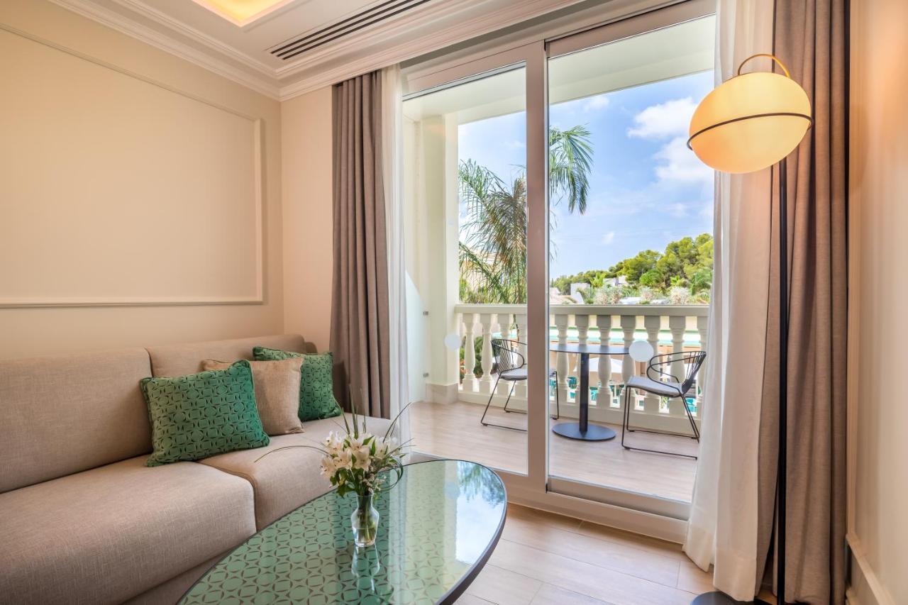 Barcelo La Nucia Palms Hotel ภายนอก รูปภาพ A room at the hotel